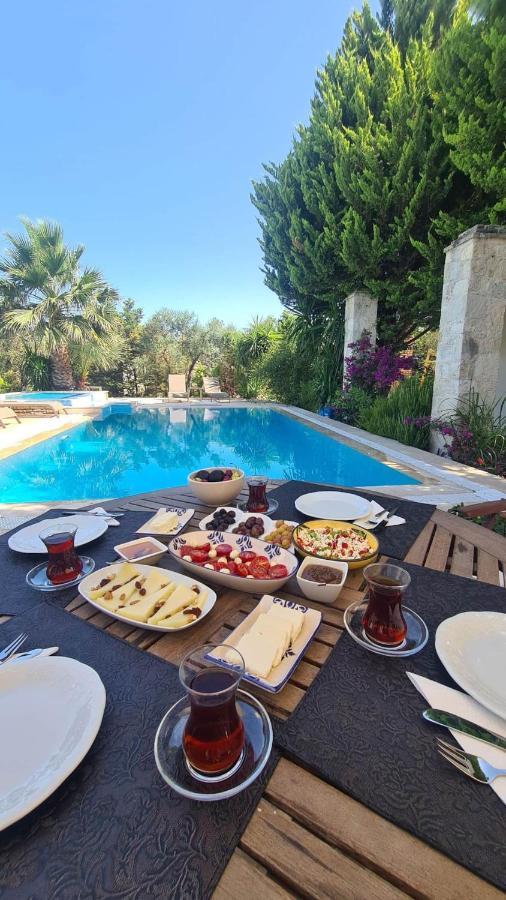 Bir Dem Urla Hotel Ngoại thất bức ảnh